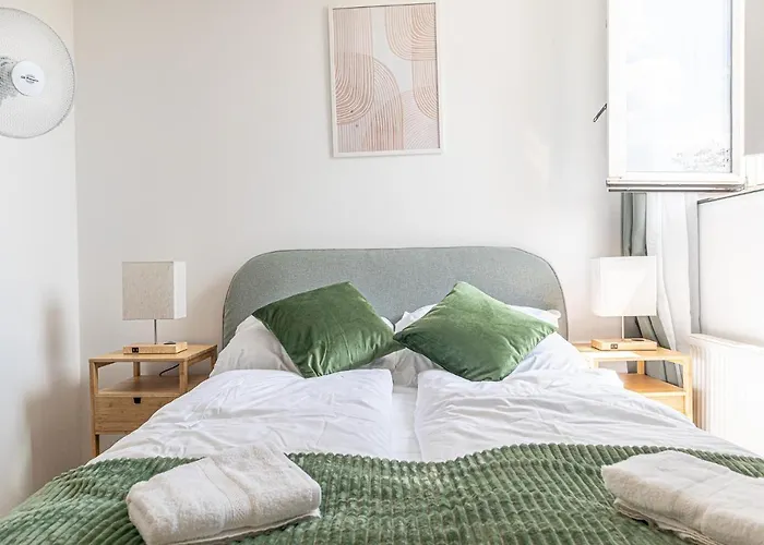 Charming 6 With Living Modern Design Donaustadt