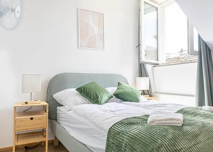 Charming 6 With Living Modern Design Donaustadt *