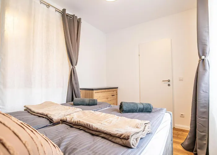 דירה Charming 6 With Living Modern Design Donaustadt וינה