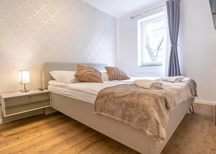 Charming 6 With Living Modern Design Donaustadt וינה