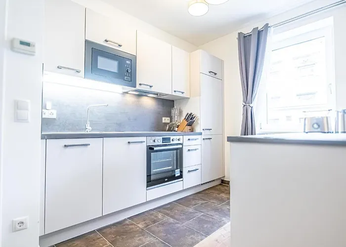 Charming 6 With Living Modern Design Donaustadt וינה