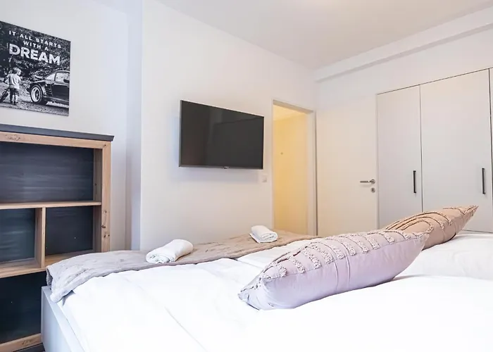 Charming 6 With Living Modern Design Donaustadt
